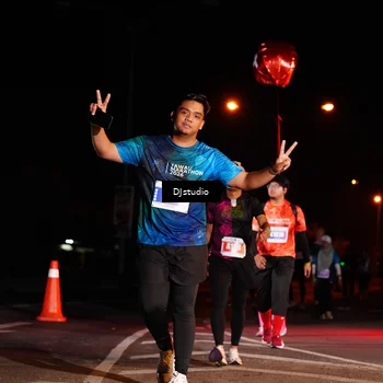 Runner Photo 5012598
