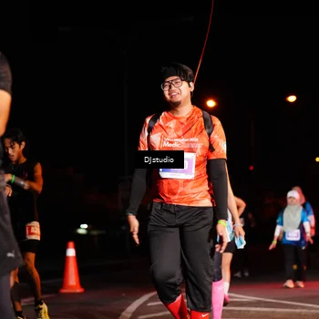 Runner Photo 5012632