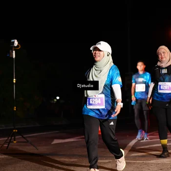 Runner Photo 5012735