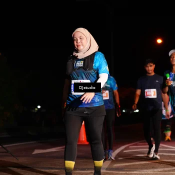 Runner Photo 5012750
