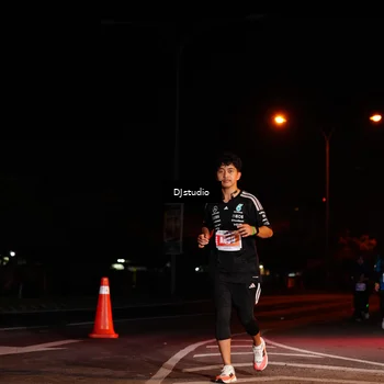 Runner Photo 5012899