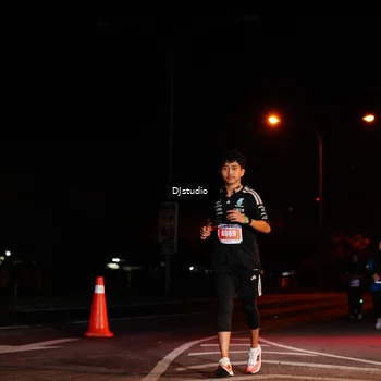 Runner Photo 5012901