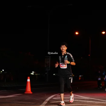 Runner Photo 5012902