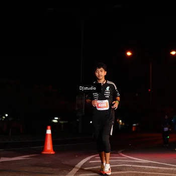 Runner Photo 5012906