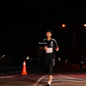Runner Photo 5012910