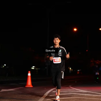 Runner Photo 5012912