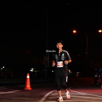 Runner Photo 5012936