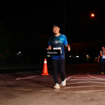 Runner Photo 5012993