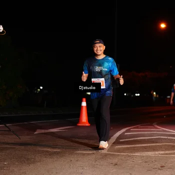 Runner Photo 5012998