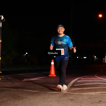Runner Photo 5013002