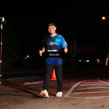 Runner Photo 5013016