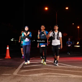 Runner Photo 5013184