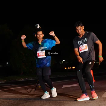 Runner Photo 5013498