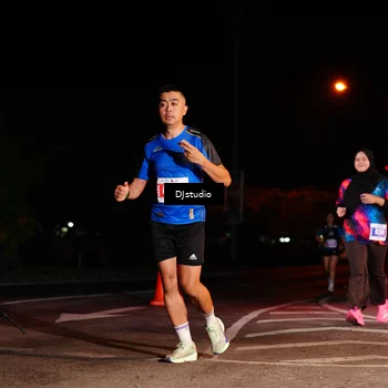 Runner Photo 5013896