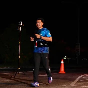 Runner Photo 5014130