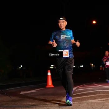 Runner Photo 5014212