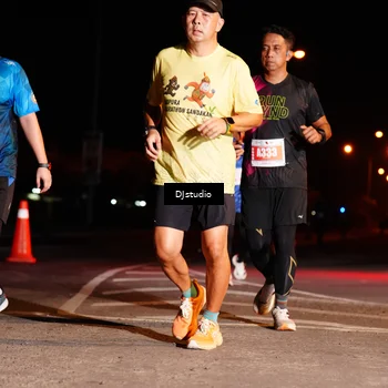Runner Photo 5014943