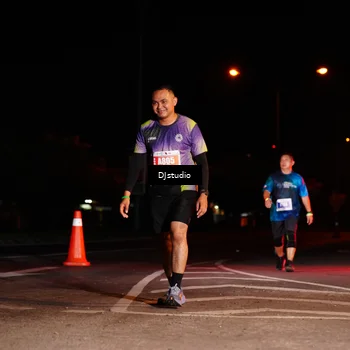 Runner Photo 5015023