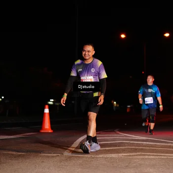 Runner Photo 5015033