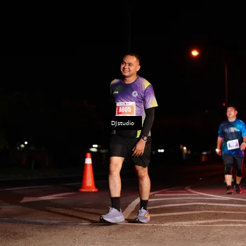 Runner Photo 5015038