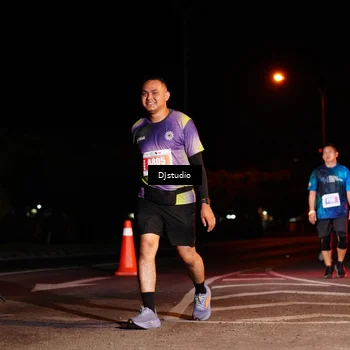 Runner Photo 5015046