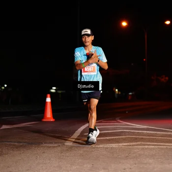 Runner Photo 5015058