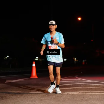 Runner Photo 5015059