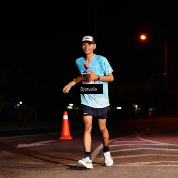 Runner Photo 5015060