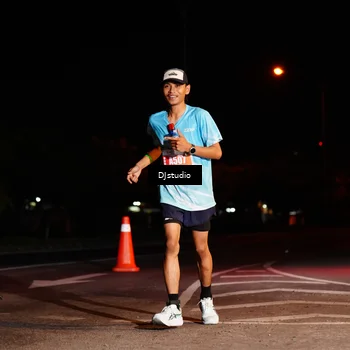 Runner Photo 5015062