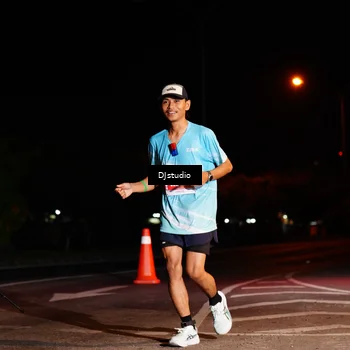 Runner Photo 5015066