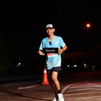 Runner Photo 5015069
