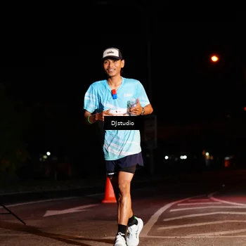 Runner Photo 5015072