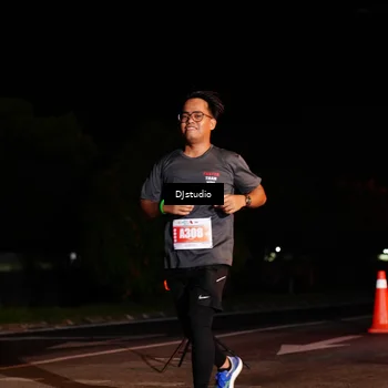 Runner Photo 5015093
