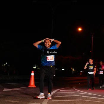 Runner Photo 5015128