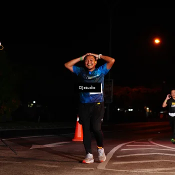 Runner Photo 5015140