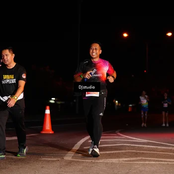 Runner Photo 5015181