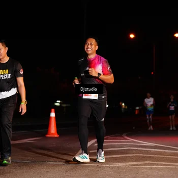 Runner Photo 5015188