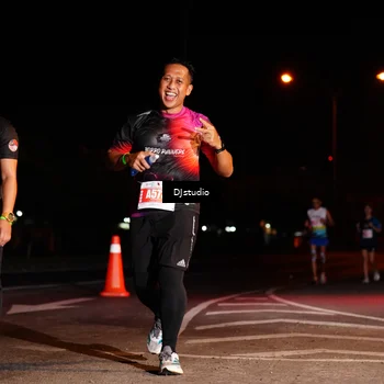 Runner Photo 5015206