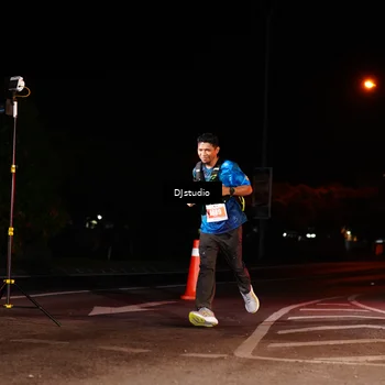 Runner Photo 5015300
