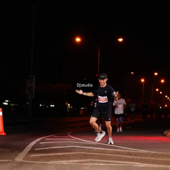 Runner Photo 5015466