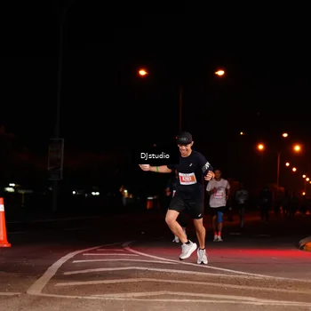 Runner Photo 5015470