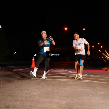 Runner Photo 5015502
