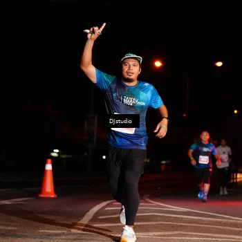 Runner Photo 5015562