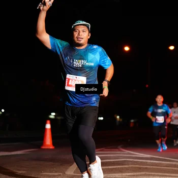 Runner Photo 5015583
