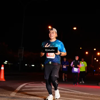 Runner Photo 5015668