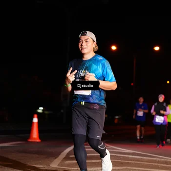 Runner Photo 5015684