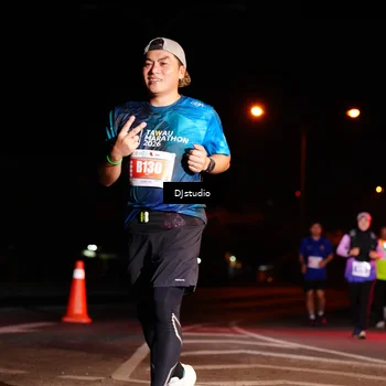 Runner Photo 5015691