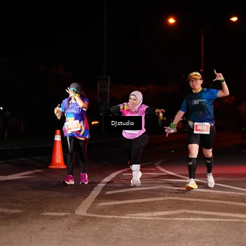 Runner Photo 5015907