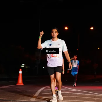 Runner Photo 5015975