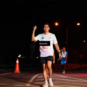 Runner Photo 5015976